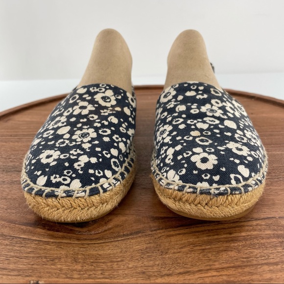 Tory Burch Risa Navy Blue Floral Print Espadrilles Shoes size 8 - Picture 4 of 14